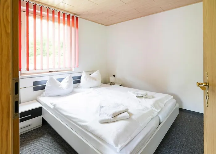 بيت للعطل In Mit Terrasse *